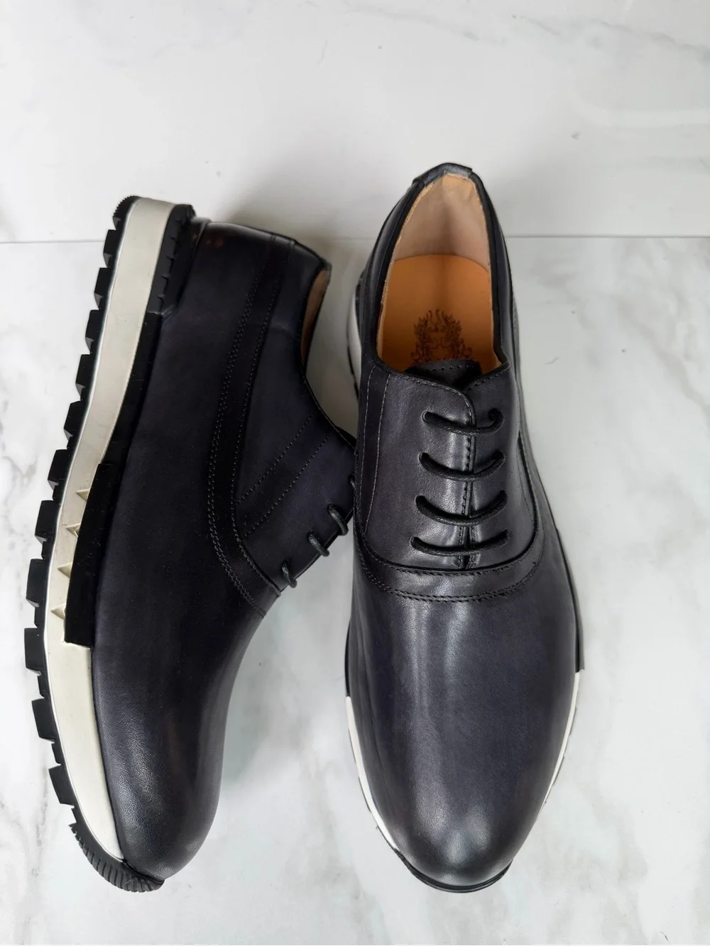 ALEX 5IVE polished black